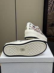 Fortok Dior Women Walk’N’Dior Sneaker White Multicolor Dior Jardin d’Hiver Embroidered Cotton - 4