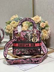Fortok  Dior Medium Lady D-lite Bag Fuchsia Multicolor M898371 24x20x11cm  - 1