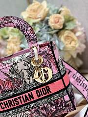 Fortok  Dior Medium Lady D-lite Bag Fuchsia Multicolor M898371 24x20x11cm  - 4