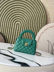 Fortok Chanel 23 Kelly Green M916727 13x19x7cm  - 1