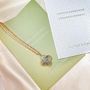 Fortok Van Cleef & Arpels Vintage Alhambra Pendant Necklace in blue  - 2