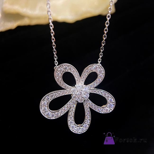 Fortok Classic Four Leaf Clover Sun Flower Necklace Gold Plated Rhinestone Charm  - 1