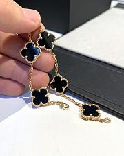 Fortok Van Cleef & Arpels Alhambra Onyx Gold Bracelet 18k Yellow   - 2