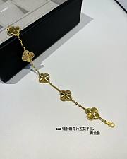 Fortok Van Cleef & Arpels Vintage Alhambra Bracelet, 5 Motifs 18K Yellow Gold  - 1