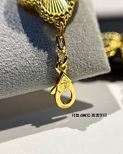 Fortok Van Cleef & Arpels Vintage Alhambra Bracelet, 5 Motifs 18K Yellow Gold  - 3