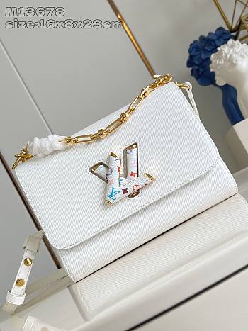 Fortok Louis Vuitton x TM Twist MM Slim White 16 x 8 x 23 cm