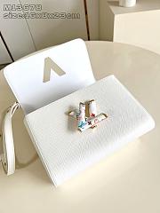 Fortok Louis Vuitton x TM Twist MM Slim White 16 x 8 x 23 cm - 4