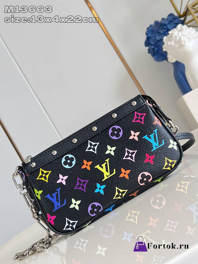 Fortok Louis Vuitton x TM Pochette Accessoires Black 13 x 4 x 22 cm - 1