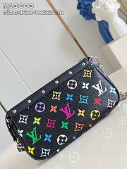 Fortok Louis Vuitton x TM Pochette Accessoires Black 13 x 4 x 22 cm - 2