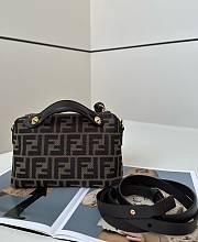 Fortok Fendi Handbag Black 20x9x12 cm - 4