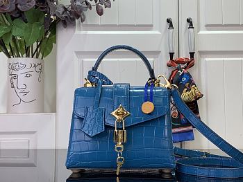 Fortok Louis Vuitton Rose des vents mini handbag Crocodile Leather Blue 19*15*9 cm