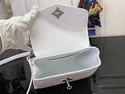 Fortok Louis Vuitton Rose des vents mini handbag Crocodile Leather White 19*15*9 cm - 6
