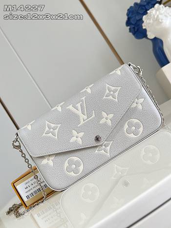 Fortok Louis Vuitton Félicie Pochette Brume / Quartz M14227 12 x 3 x 21 cm