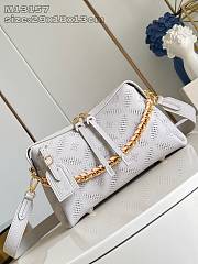 Fortok Louis Vuitton Hand It All PM M13157 18 x 13 x 29 cm - 1