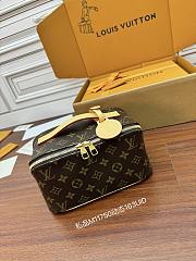 Fortok Louis Vuitton Toiletry Brown Monogram M11750 24x13x13CM - 1