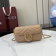 Fortok Gucci Marmont Heart Beige 16.5 x 10 x 4.5 cm - 1