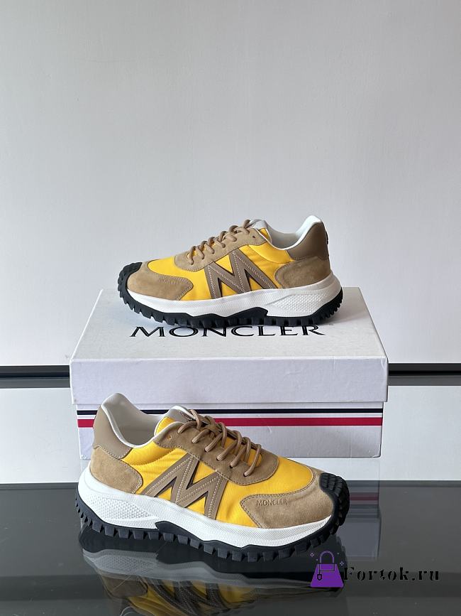 Fortok Moncler Men's 574 Sneakers Brown - 1