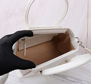 Fortok Givenchy Antigona Toy bag in Box leather White 22 x 27 x 13 cm - 2