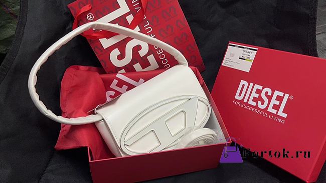 Fortok Diesel 1DR White 20.13 cm - 1