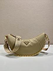Fortok Prada Re-Nylon shoulder bag Camel Brown 30 x 13.5 x 6cm - 1