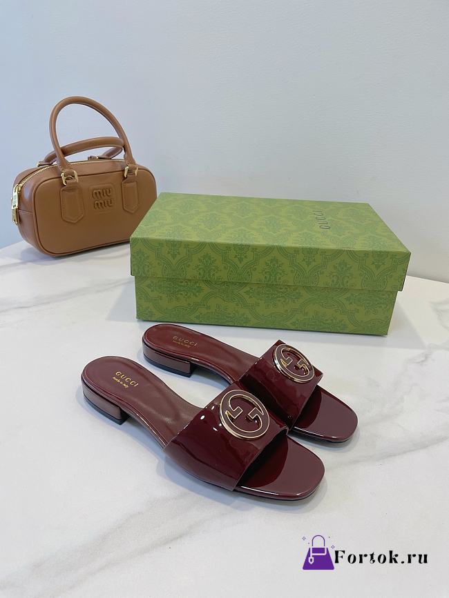 Fortok Gucci Women's Round Interlocking G sandal Rouge - 1