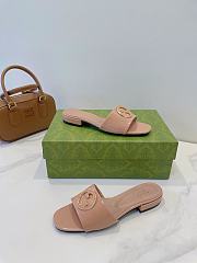 Fortok Gucci Women's Round Interlocking G sandal Beige - 6