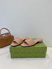 Fortok Gucci Women's Round Interlocking G sandal Beige - 4