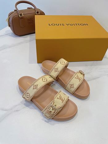Fortok Louis Vuitton By The Pool Bom Dia Flat Comfort Mule Beige