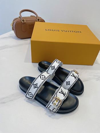 Fortok Louis Vuitton By The Pool Bom Dia Flat Comfort Mule Black And White