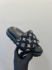 Fortok Louis Vuitton Pool Pillow Flat Comfort Mule Black - 5