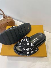 Fortok Louis Vuitton Pool Pillow Flat Comfort Mule Black - 6