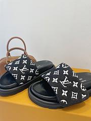 Fortok Louis Vuitton Pool Pillow Flat Comfort Mule Black - 2