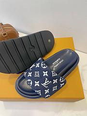 Fortok Louis Vuitton Pool Pillow Flat Comfort Mule Navy Blue - 3