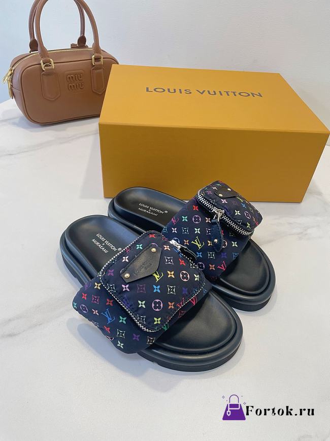 Fortok Louis Vuitton  x TM Pool Pillow Flat Comfort Mule Black 1AGVR7 - 1