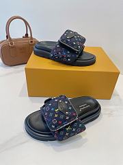 Fortok Louis Vuitton  x TM Pool Pillow Flat Comfort Mule Black 1AGVR7 - 4