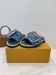 Fortok Louis Vuitton  x TM Pool Pillow Flat Comfort Mule Bleu 1AGUZN - 2