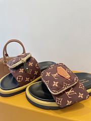 Fortok Louis Vuitton  x TM Pool Pillow Flat Comfort Mule Brown - 6
