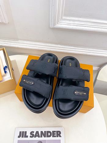 Fortok Louis Vuitton Pool Pillow Comfort Mule Black 1AHNQQ