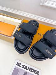 Fortok Louis Vuitton Pool Pillow Comfort Mule Black 1AHNQQ - 4