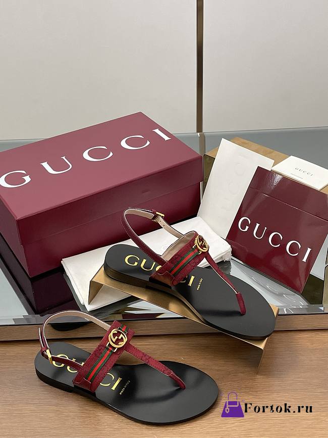 Fortok Gucci Women's Interlocking G Web sandal Gucci Rosso Ancora red - 1
