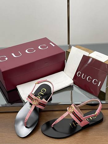 Fortok Gucci Women's Interlocking G Web sandal Gucci Pink