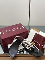 Fortok Gucci Women's Interlocking G Web sandal Gucci White - 4