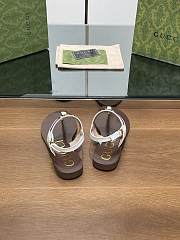 Fortok Gucci Women's Interlocking G Web sandal Ebony and White Original GG canvas - 2