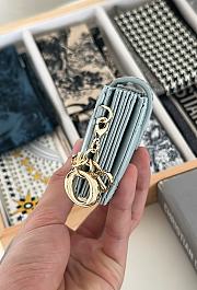 Fortok Dior Lady Dior Jasmine Card Holder Patent Leather Light Blue 10.5cm - 4