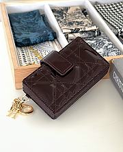 Fortok Dior Lady Dior Jasmine Card Holder Patent Leather Dark Chocolate 10.5cm - 1