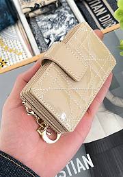Fortok Dior Lady Dior Jasmine Card Holder Patent Leather Beige 10.5cm - 6