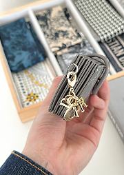 Fortok Dior Lady Dior Jasmine Card Holder Patent Leather Grey 10.5cm  - 2