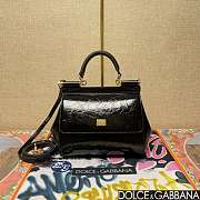 Fortok Dolce & Gabbana Sicily Bag in Black Patent Leather 20x16x8cm - 1