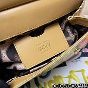Fortok Dolce & Gabbana Sicily Bag in Gold Patent Leather 20x16x8cm - 5