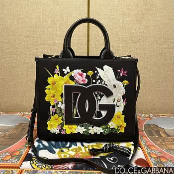 Fortok Dolce & Gabbana DG Daily Rabbit Printed Canvas Shopper Tote Bag in Black 30*14*26cm